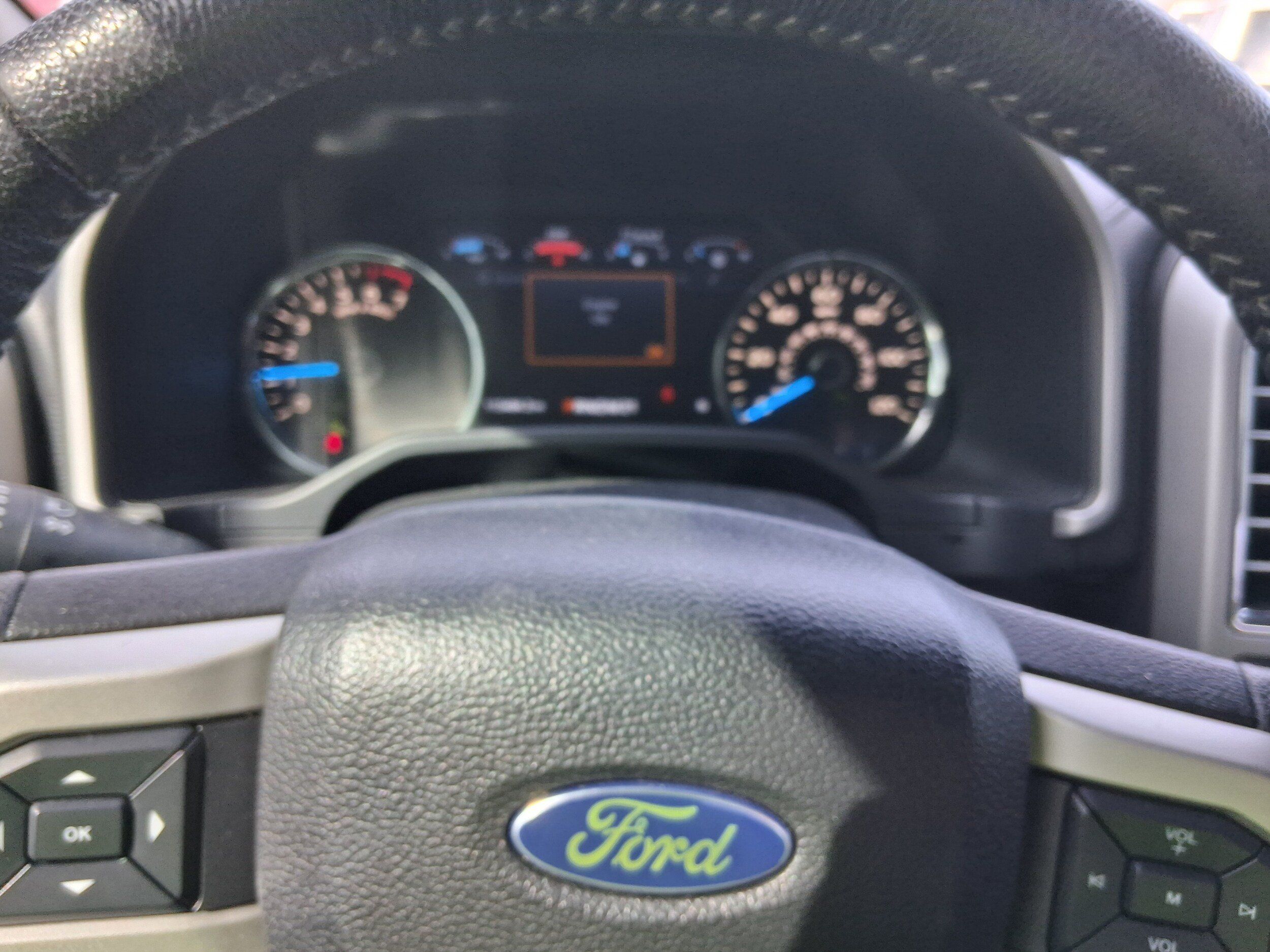 Used 2016 Ford F150 Lariat w/ Equipment Group 501A Mid AWD/4WD image 9