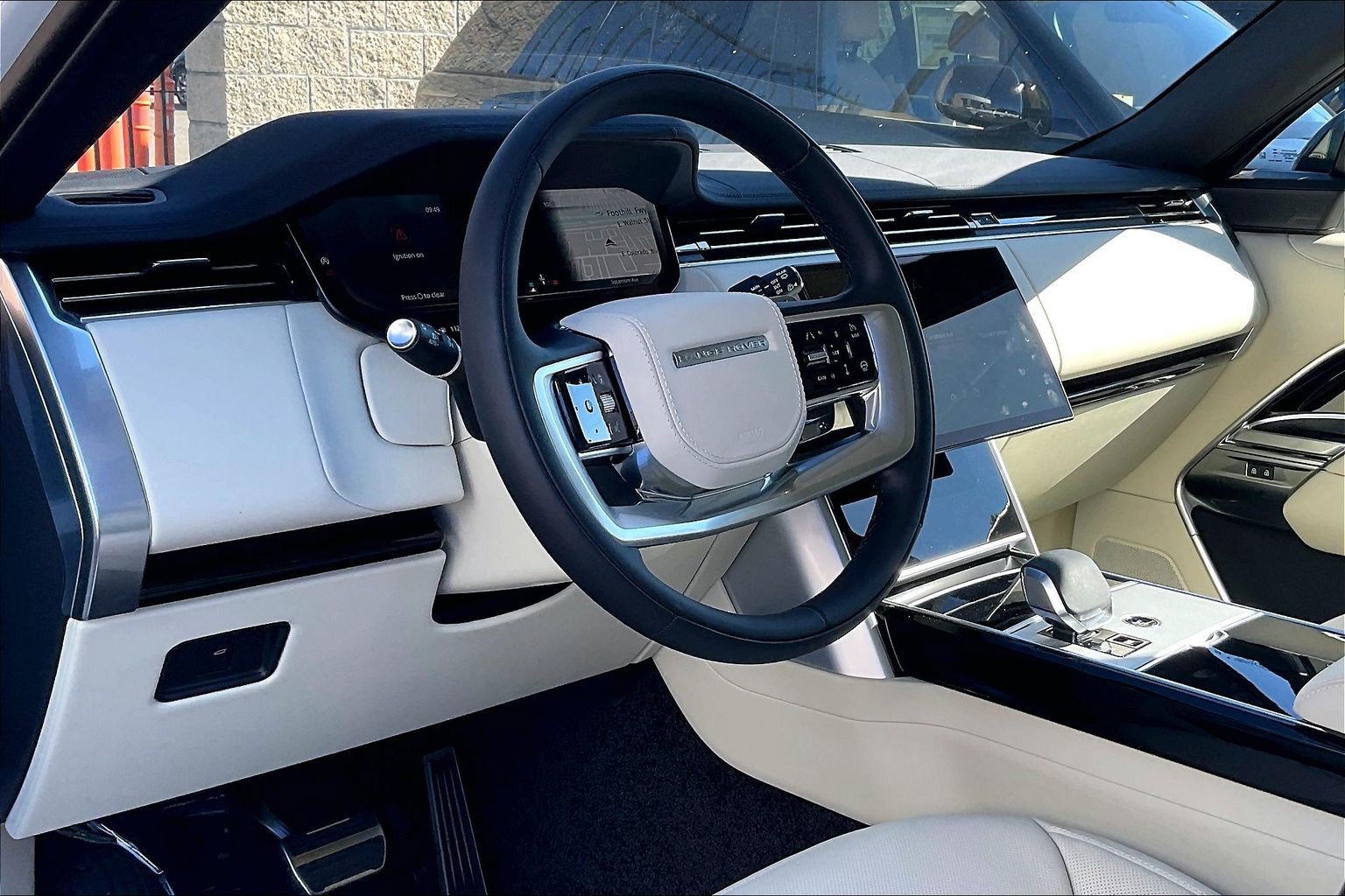 New 2026 Land Rover Range Rover SE AWD/4WD image 12