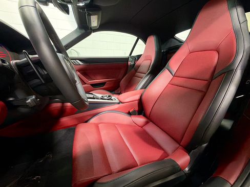 Certified 2026 Porsche 911 Carrera RWD image 5
