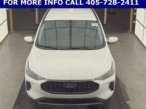 Used 2023 Ford Escape Active w/ Tech Pack #2 image 2