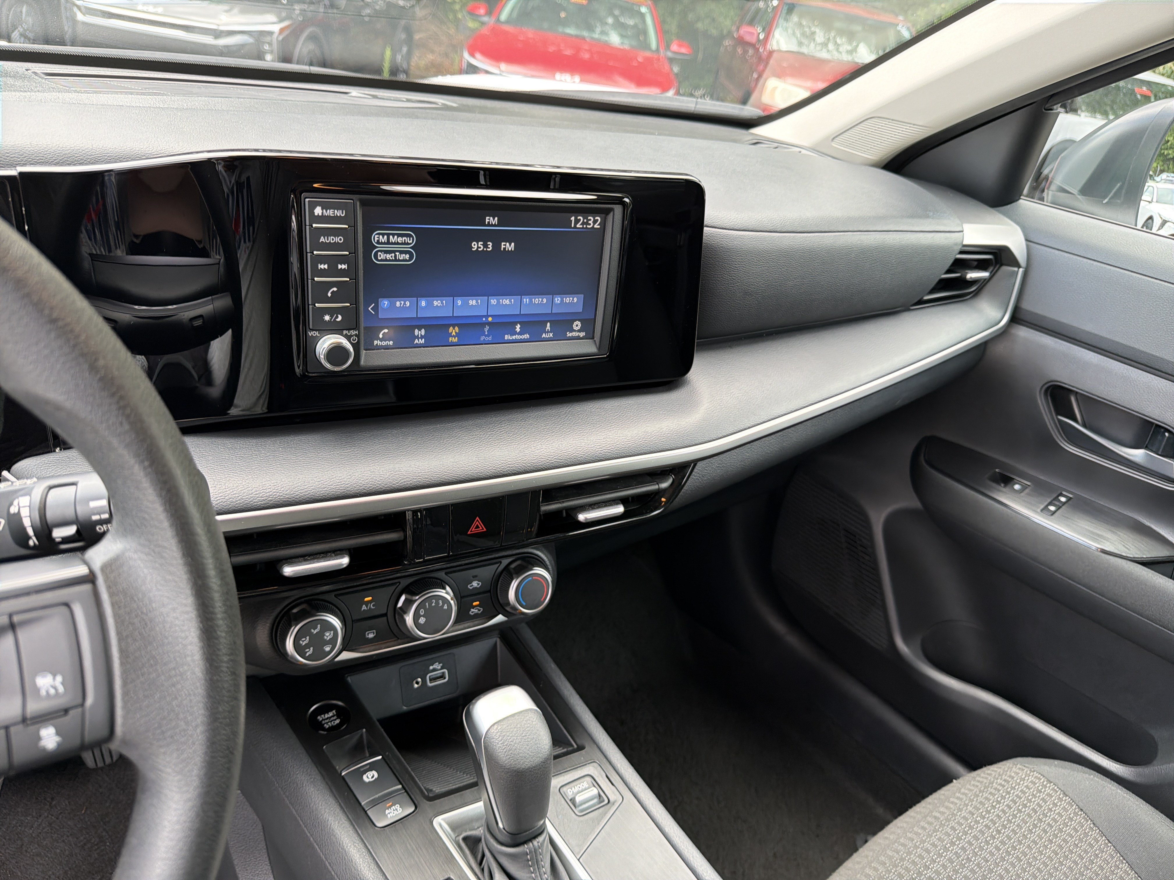 Used 2025 Nissan Kicks S FWD image 29