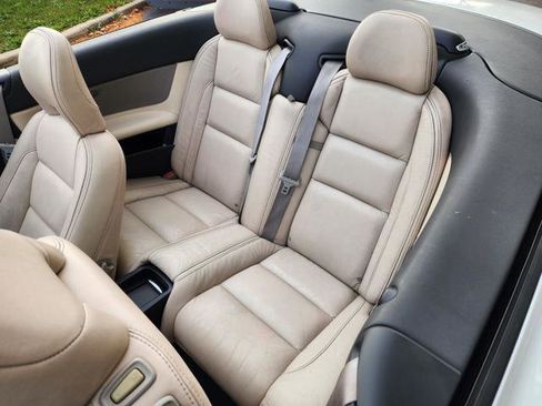 Used 2011 Volvo C70 T5 image 20