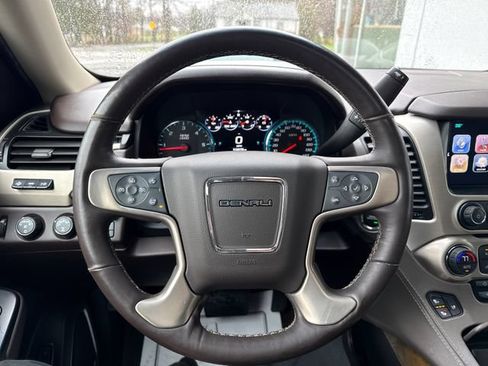 Used 2017 GMC Yukon Denali w/ Open Road Package AWD/4WD image 17