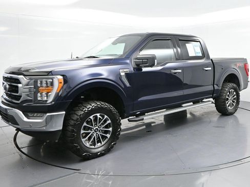 Used 2022 Ford F150 XLT w/ Equipment Group 302A High AWD/4WD image 3