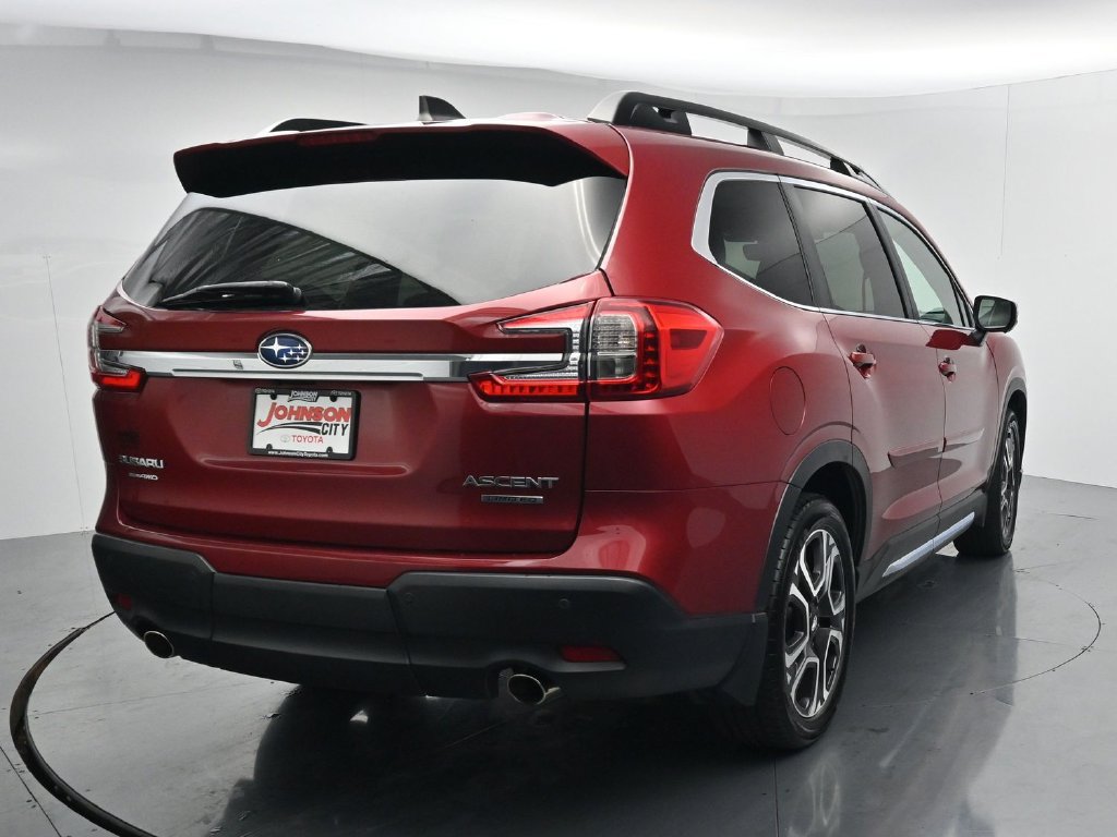 Used 2023 Subaru Ascent Limited w/ Technology Package AWD/4WD image 6