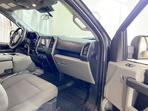 Used 2020 Ford F150 XLT image 35