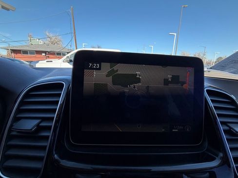 Used 2017 Mercedes-Benz GLE 350 4MATIC w/ Premium 2 Package image 28