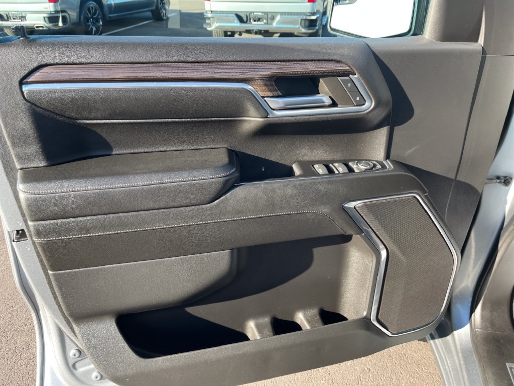 Used 2024 Chevrolet Silverado 1500 LT AWD/4WD image 12