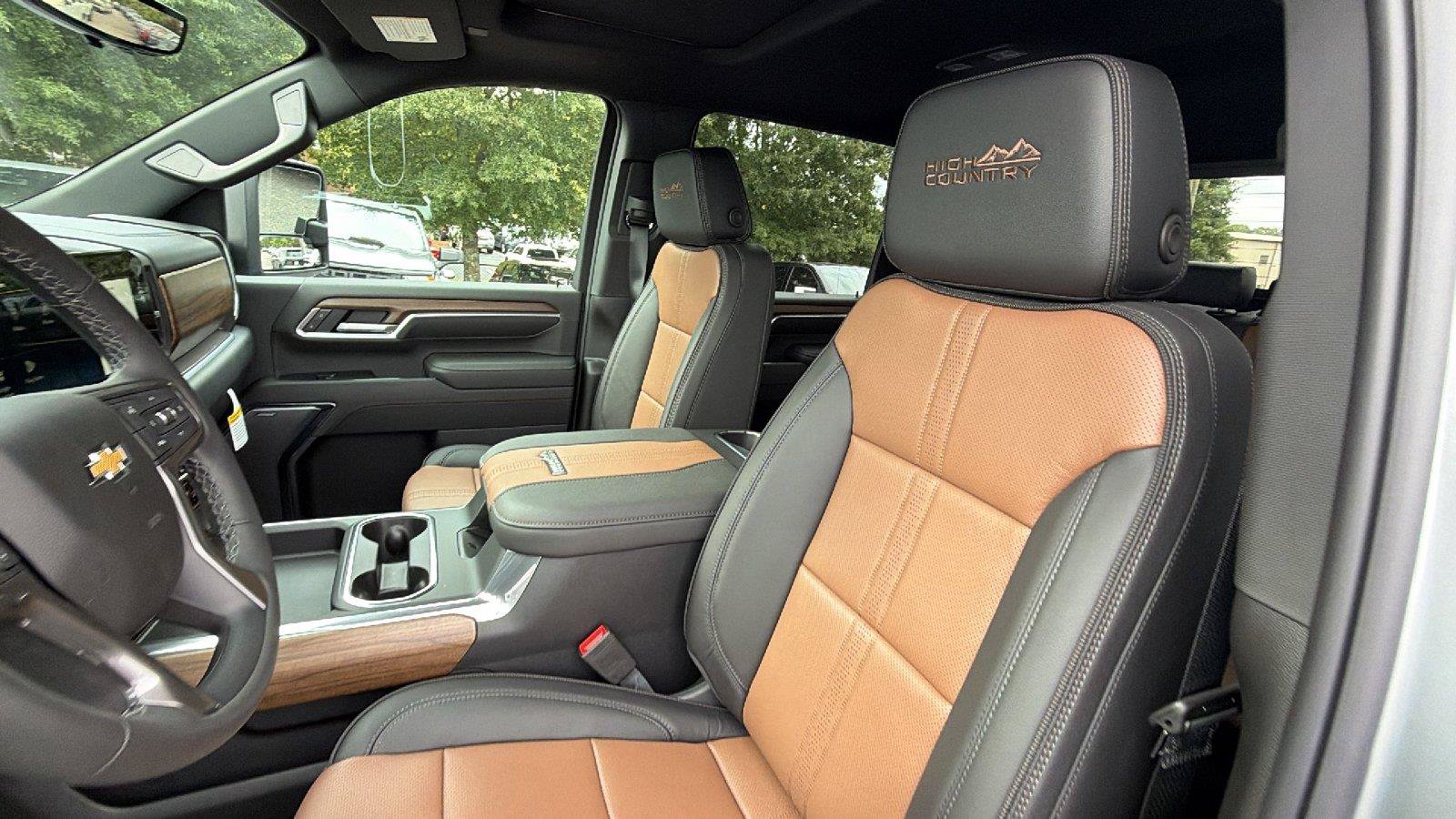 New 2026 Chevrolet Silverado 2500 High Country w/ High Country Premium Package AWD/4WD image 18