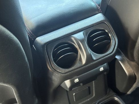 Used 2022 Jeep Gladiator Rubicon image 14