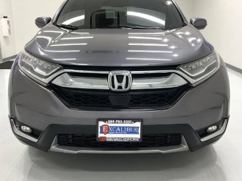 Used 2019 Honda CR-V Touring image 4