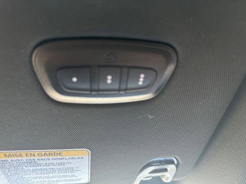 Used 2023 Jeep Wagoneer Base image 11