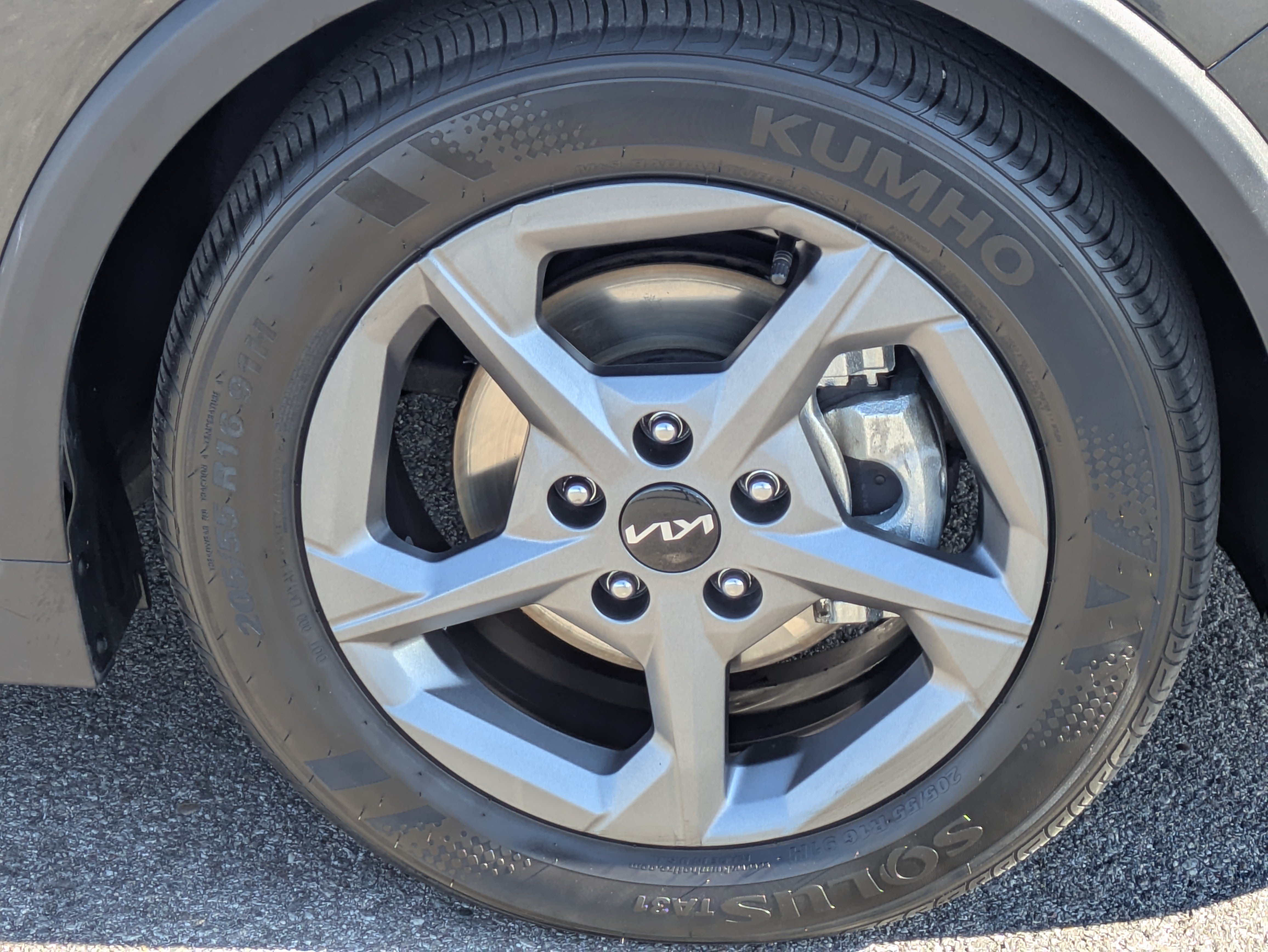 Certified 2025 Kia K4 FWD image 9