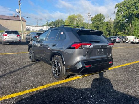 Used 2025 Toyota RAV4 XSE w/ Weather Package AWD/4WD image 3