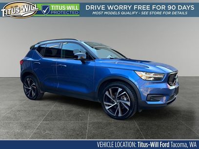 Used 2021 Volvo XC40 T5 R-Design w/ Climate Package
