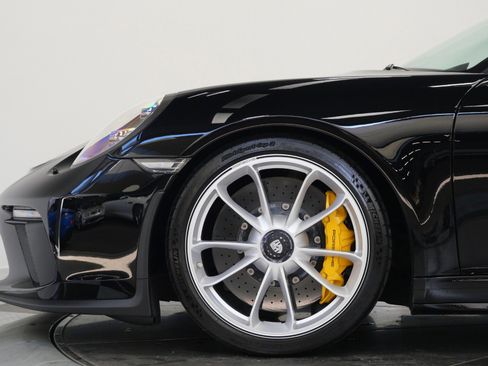 Used 2019 Porsche 911 Speedster RWD image 61