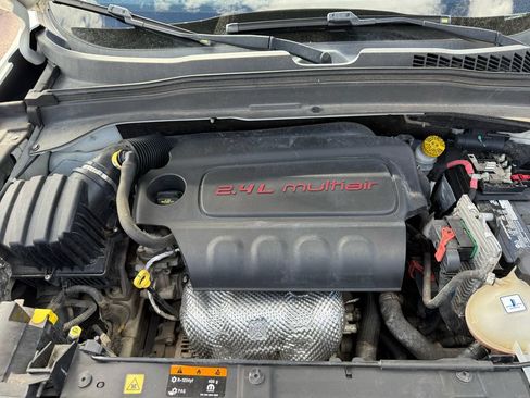 Used 2016 Jeep Renegade Trailhawk AWD/4WD image 27