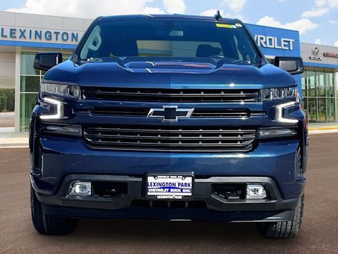Used 2021 Chevrolet Silverado 1500 RST image 3