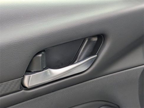 Used 2024 Nissan Altima 2.5 SV image 12