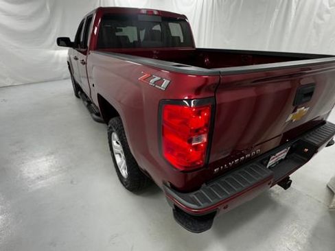 Used 2018 Chevrolet Silverado 1500 LT w/ All Star Edition AWD/4WD image 5