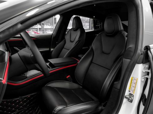 Used 2021 Tesla Model S Plaid image 29