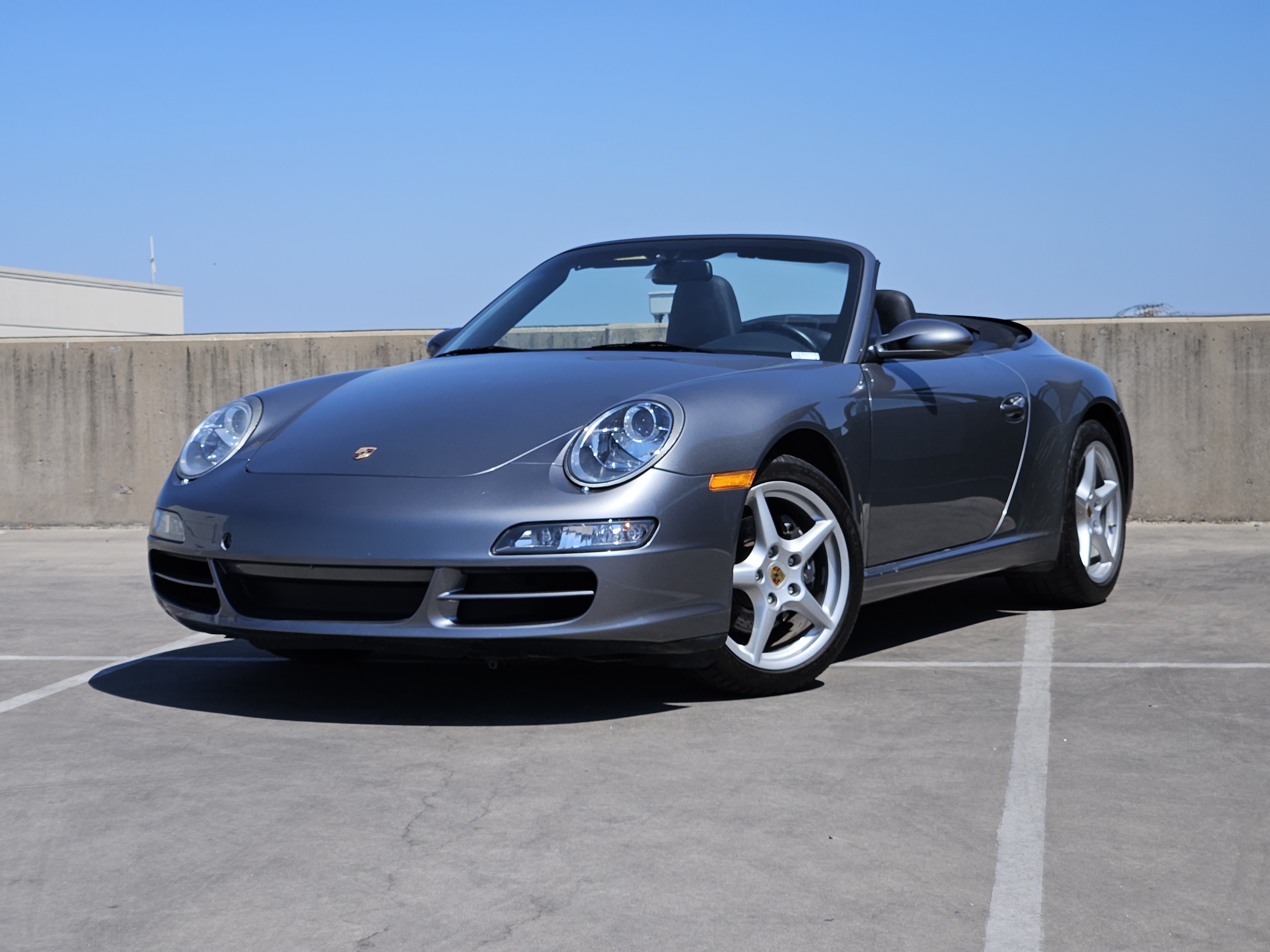 Used 2007 Porsche 911 Carrera RWD image 1