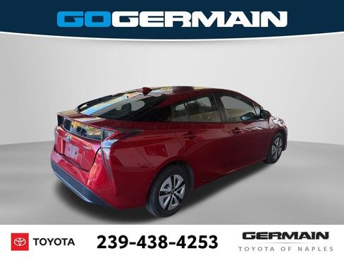 Certified 2018 Toyota Prius Three image 6