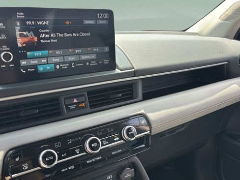 Certified 2023 Honda Pilot EX-L image 36