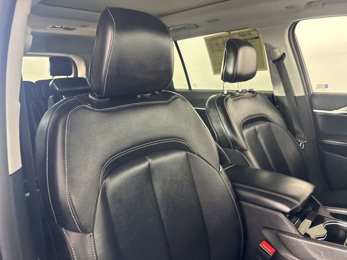 Used 2022 Jeep Grand Cherokee L Limited image 31