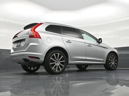 Used 2015 Volvo XC60 T6 Premier Plus AWD/4WD image 26