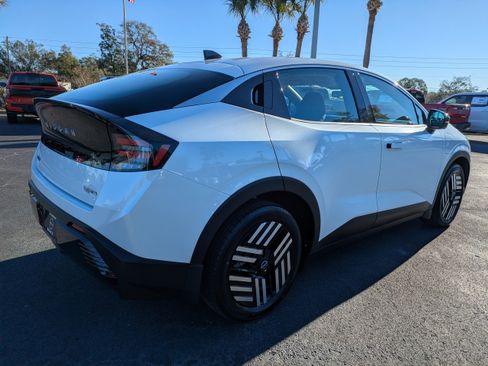 New 2026 Nissan Leaf SV+ w/ Floor Mat Package (SV+) image 4