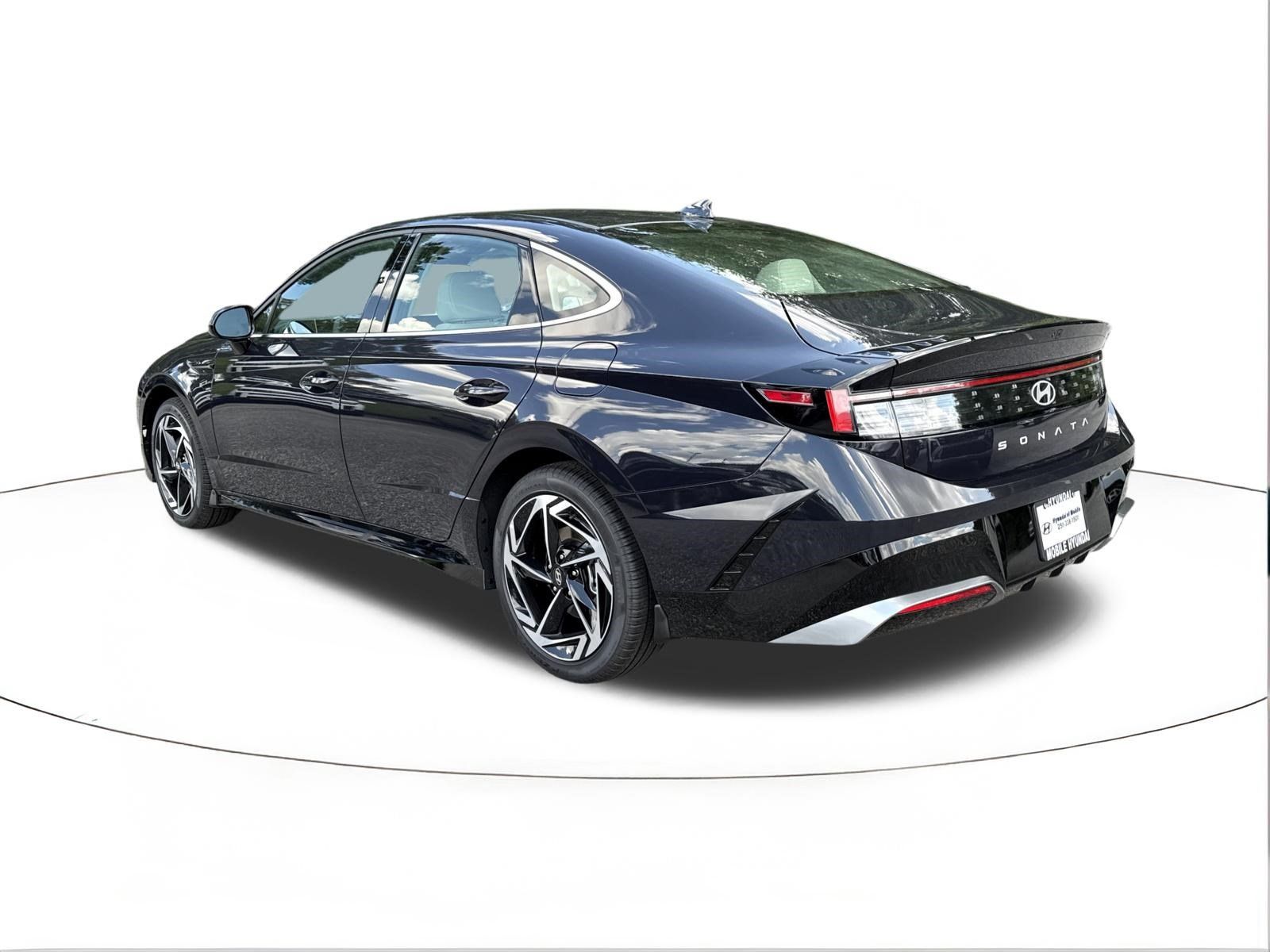 New 2026 Hyundai Sonata SEL FWD image 5