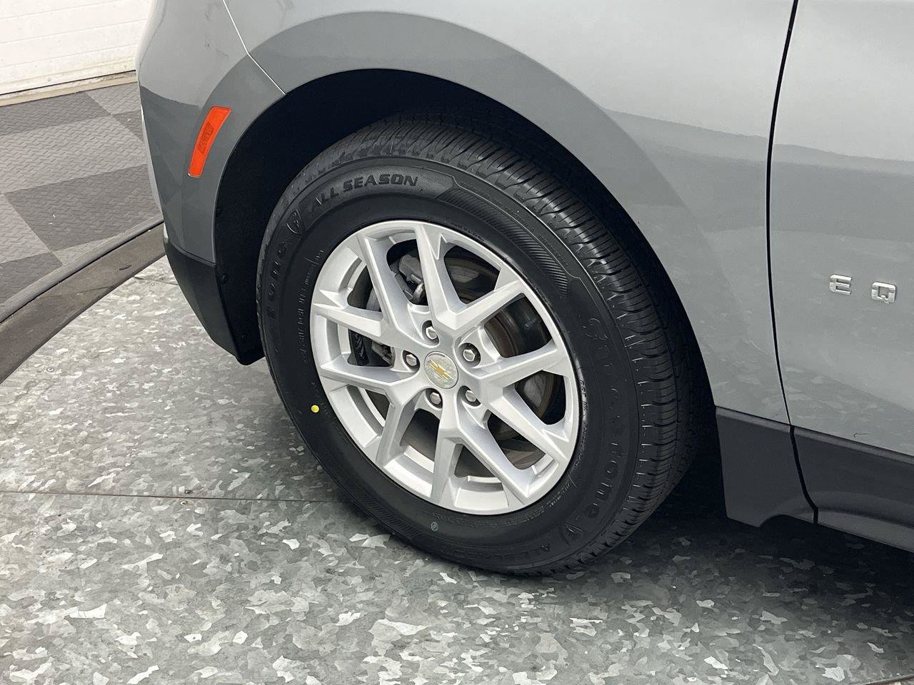 Used 2024 Chevrolet Equinox LT AWD/4WD image 30