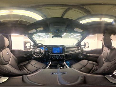 Used 2025 Ford F350 Platinum AWD/4WD image 45