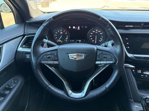 Used 2024 Cadillac XT6 Sport w/ Technology Package AWD/4WD image 24