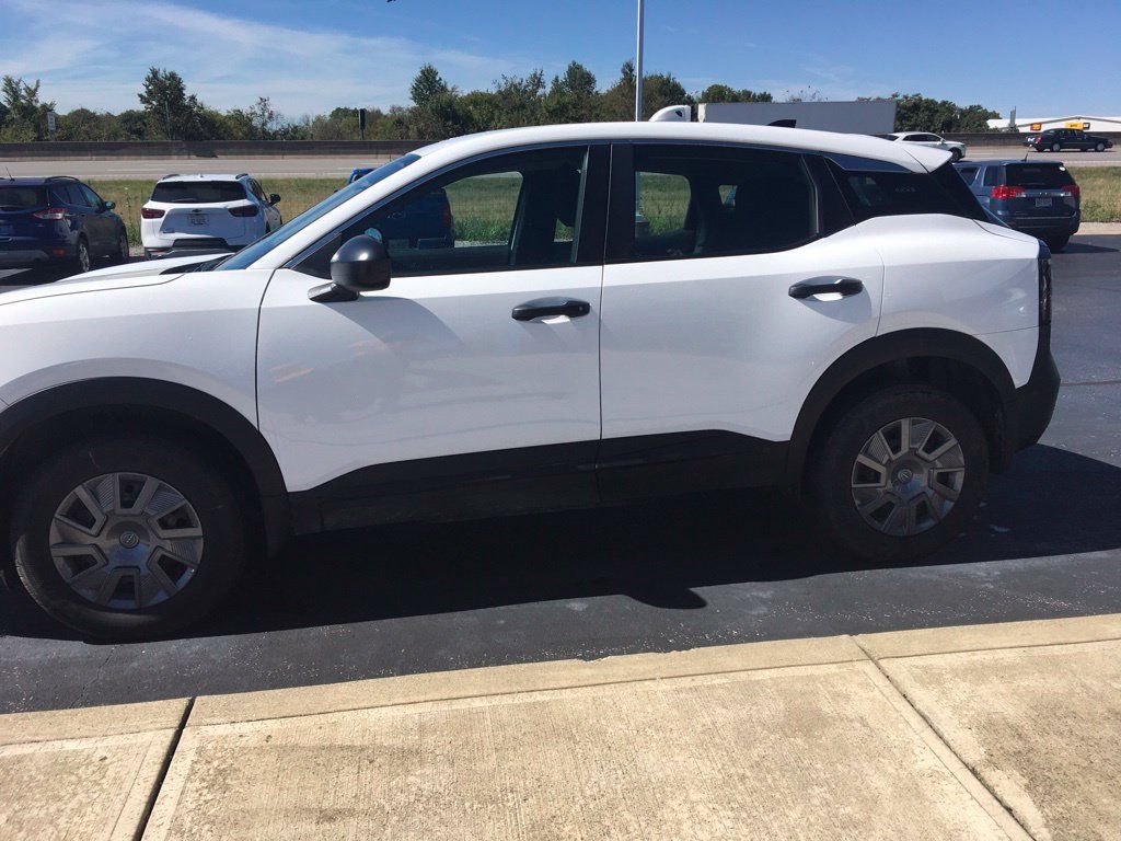 Used 2026 Nissan Kicks S FWD image 6