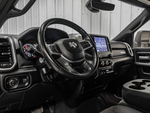 Used 2024 RAM 3500 Big Horn AWD/4WD image 15