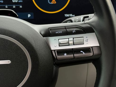 Certified 2025 Hyundai Tucson SEL image 18