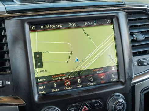 Used 2018 RAM 2500 Laramie w/ Sport Appearance Group image 27