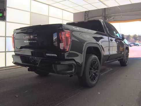 Used 2024 GMC Sierra 1500 Elevation image 2