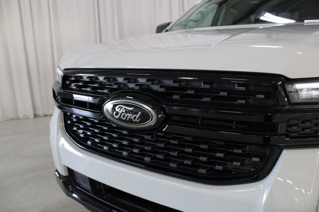 New 2026 Ford Ranger XLT w/ Equipment Group 301A High AWD/4WD image 32