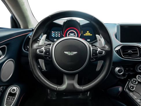 Used 2020 Aston Martin V8 Vantage Coupe RWD image 4