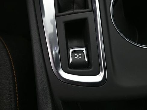 Used 2024 Chevrolet Equinox LT FWD image 30