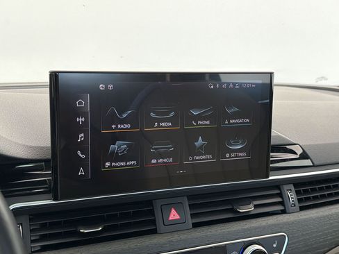 Used 2023 Audi A4 2.0T Premium w/ Convenience Package AWD/4WD image 20