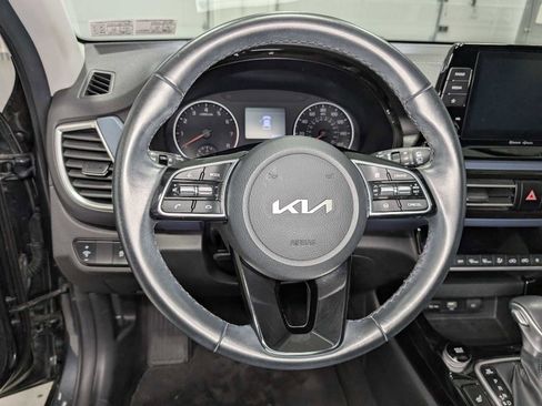 Certified 2023 Kia Seltos S image 31