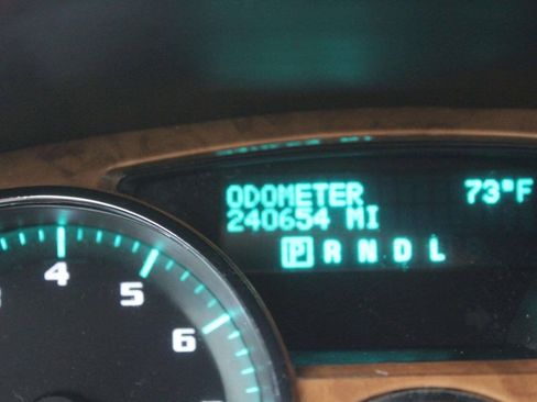 Used 2012 Buick Enclave Premium w/ Trailering Provision Package AWD/4WD image 11