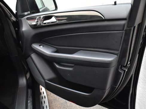 Used 2017 Mercedes-Benz GLE 350 w/ Premium 1 Package image 32
