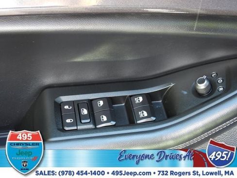 Used 2021 Jeep Grand Cherokee L Laredo w/ Luxury Tech Group I image 18