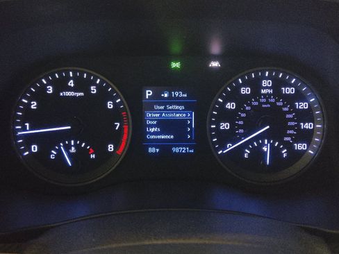 Used 2020 Hyundai Tucson Value FWD image 23