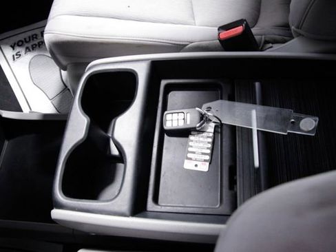 Certified 2024 Honda Odyssey EX image 32